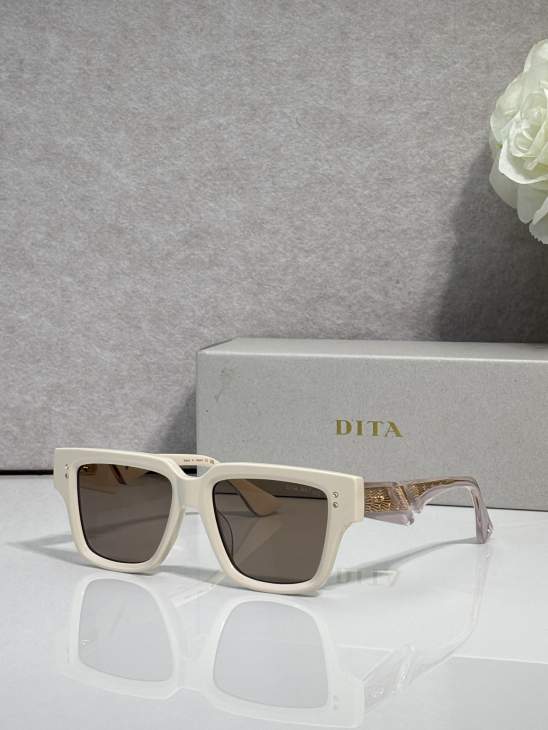 Picture of Prada Sunglasses _SKUfw79759519fw